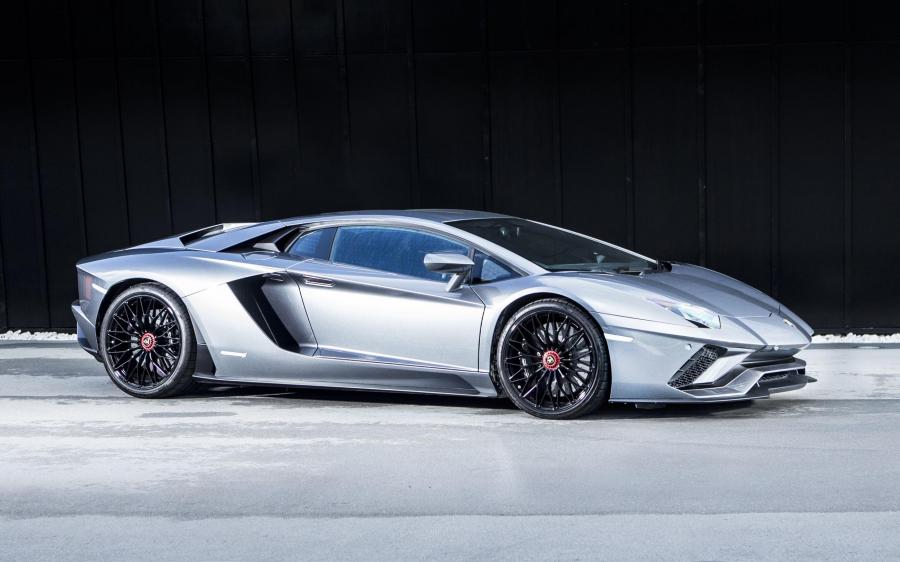 Lamborghini Aventador S (UK) '2017